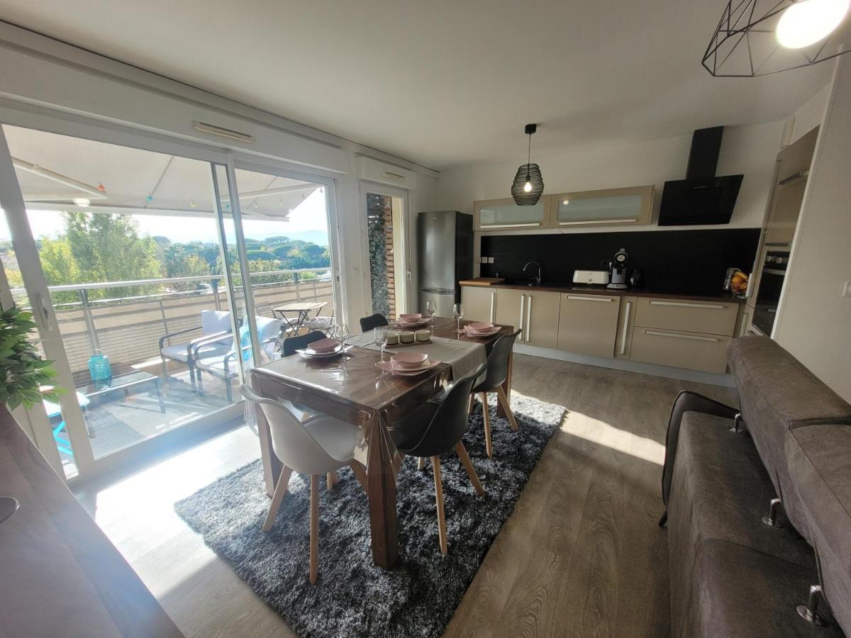 Le Palmier D'Azur - Frejus Cais - Wi-Fi Appartement Buitenkant foto