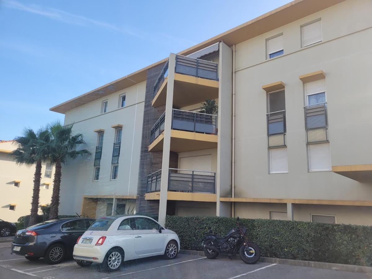 Le Palmier D'Azur - Frejus Cais - Wi-Fi Appartement Buitenkant foto